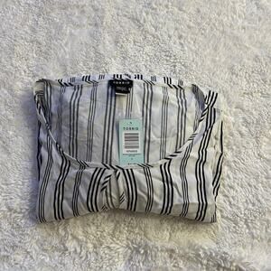 Torrid NWT Women's White/ Black Strip KeyHole Long Sleeve Elastic Waist Band Sz2